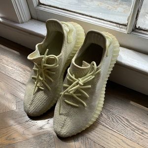 Adidas Yeezy size 11